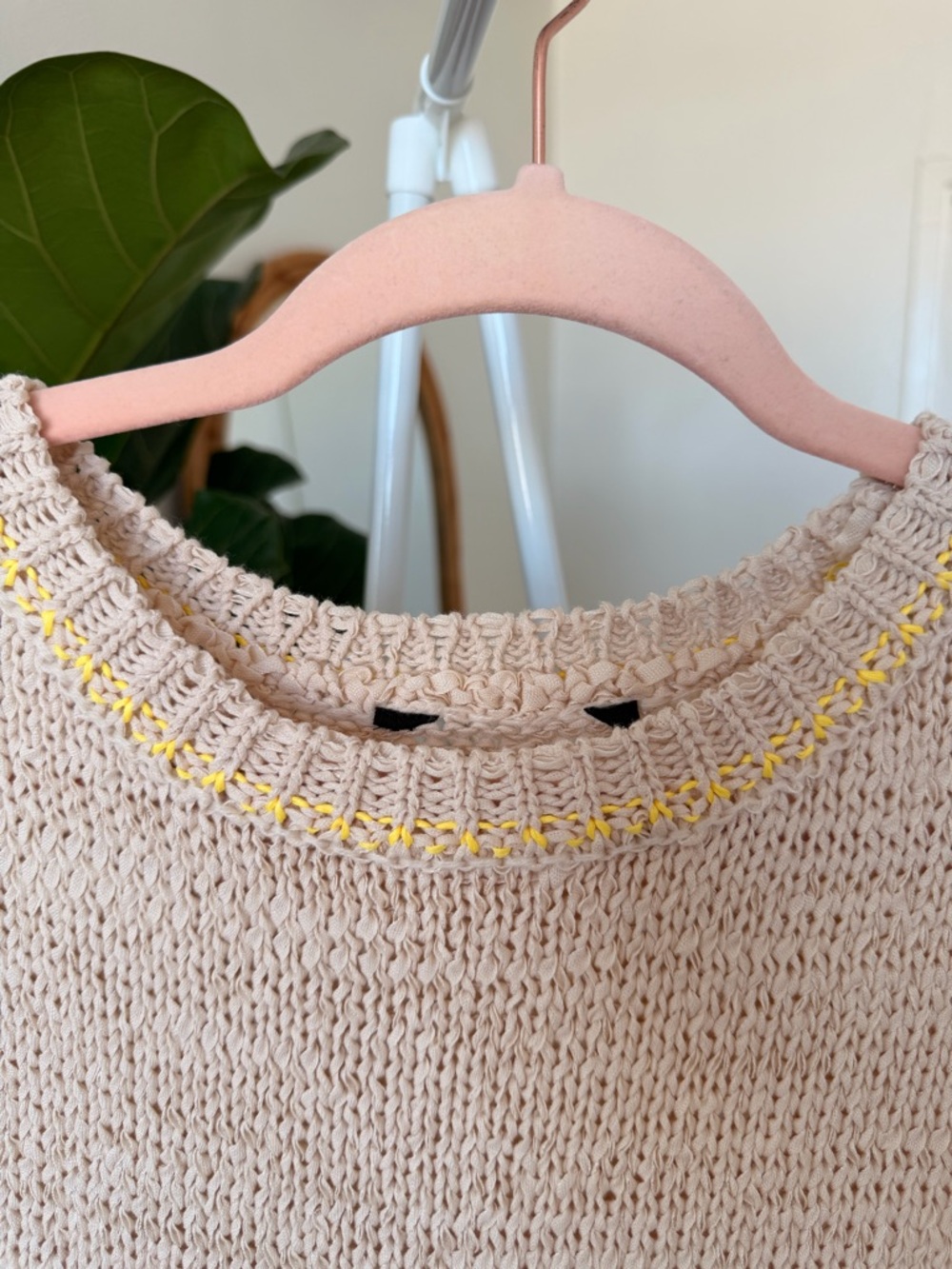 Zara Yellow and Cream Knit VEST - Picture 5 of 13